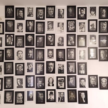 The Actors Studio Tiranë Ngoại thất bức ảnh